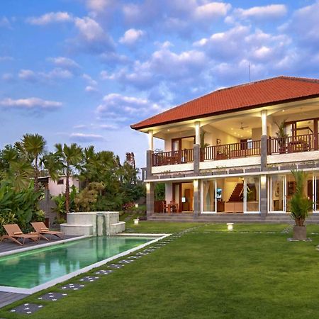 Villa Yenian By Villa Finder Canggu Extérieur photo