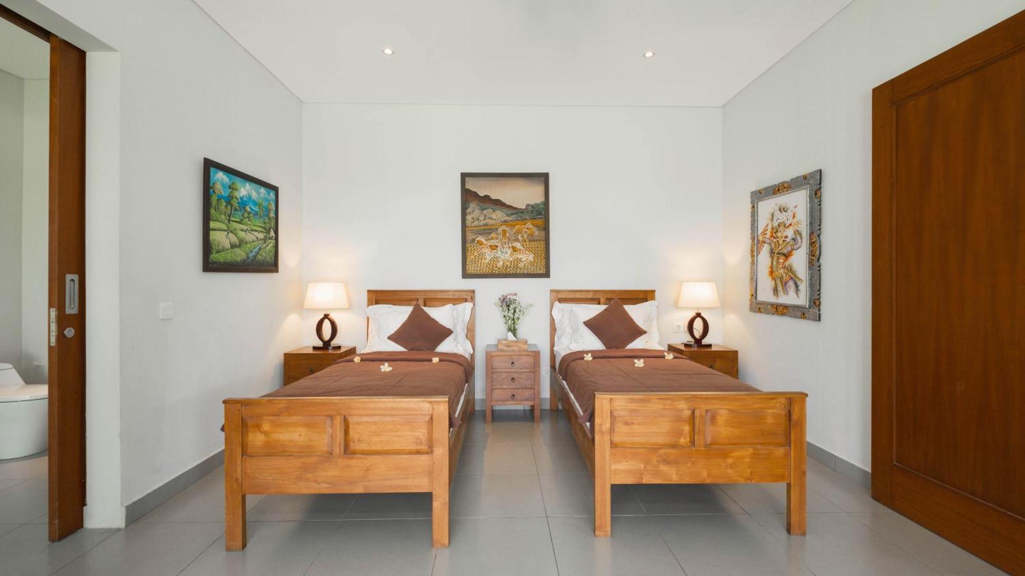 Villa Yenian By Villa Finder Canggu Extérieur photo